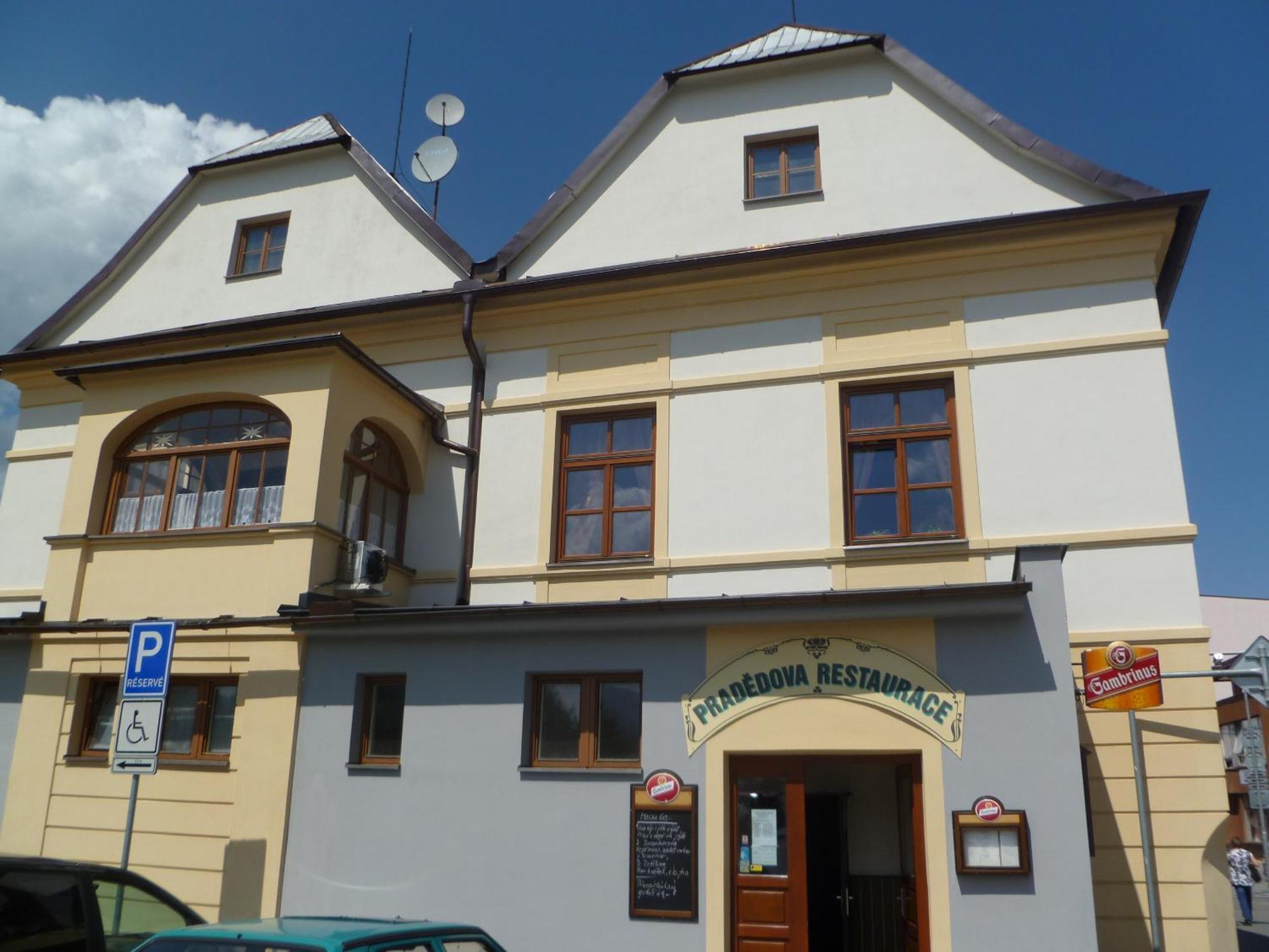 Hotel Praded Єсеник Екстер'єр фото