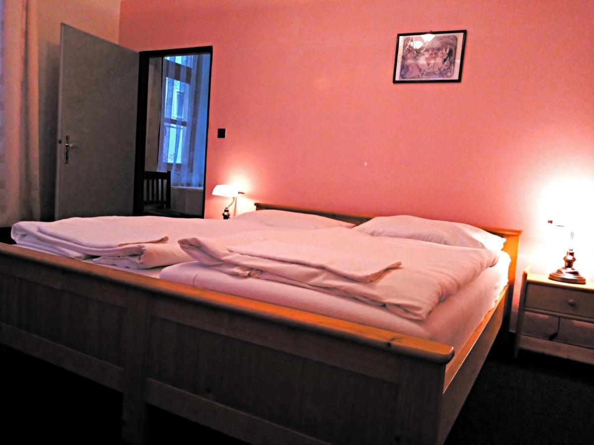 Hotel Praded Єсеник Екстер'єр фото